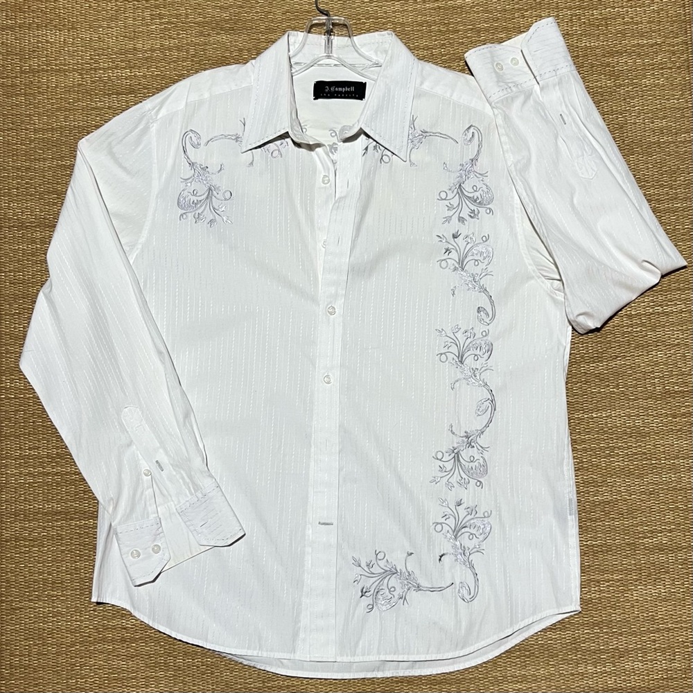 J Campbell White Embroidered Men’s Shirt Size XLarge Great Condition